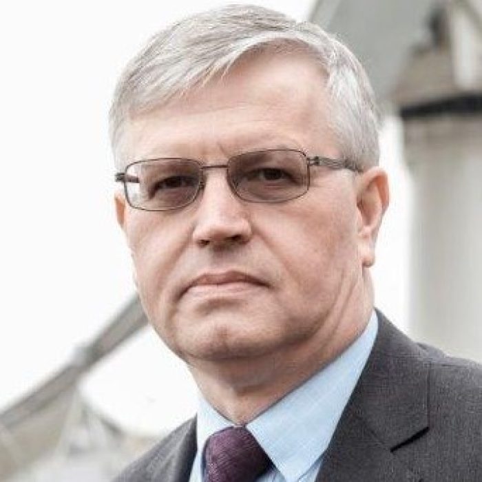 PAUL-WELLS-Cropped-2