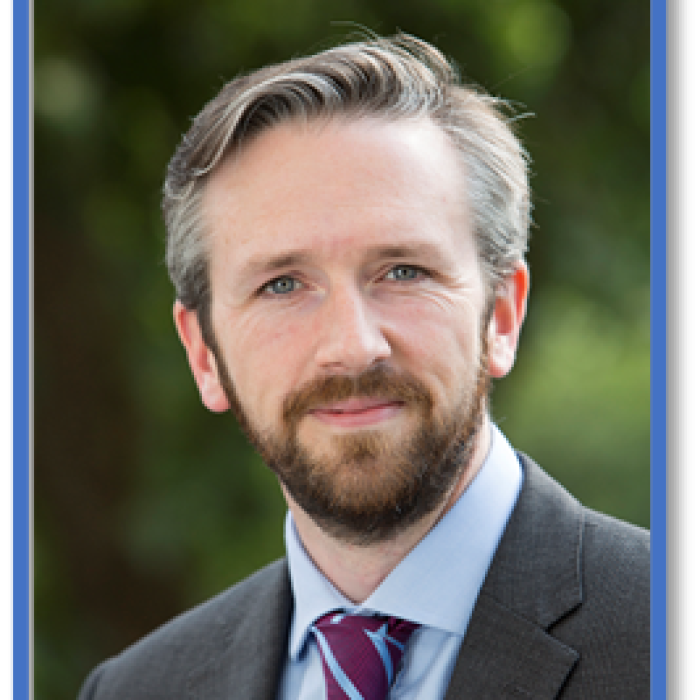 Richard Lowe Headshot